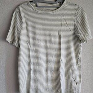 Universal Threads 100% Cotton Light Green White Striped Short Sleeve Tshirt Tee